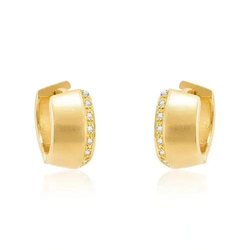 Par de Brincos Argolas de Ouro Amarelo com Diamantes totalizando 16 pts.