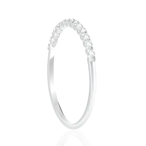 Meia Aliança de Ouro Branco com 13 Diamantes totalizando 13 pts.