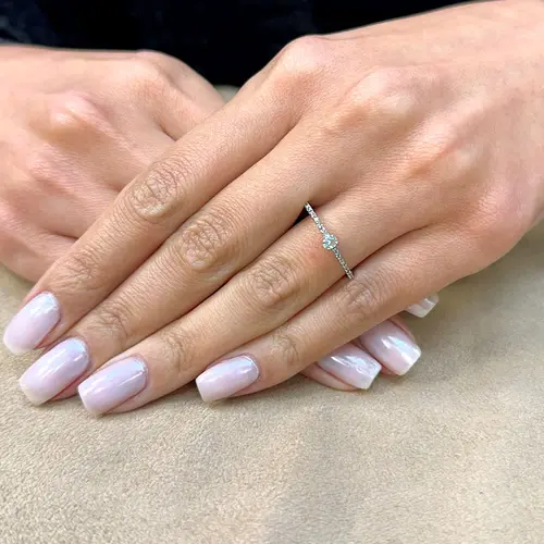 Anel de Ouro Branco com Diamantes e Turmalina Paraíba de 11 pts.
