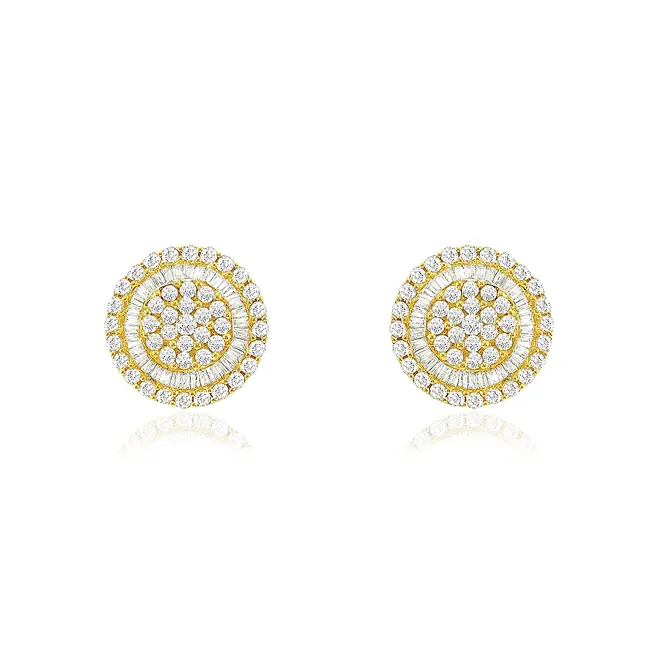 Par de Brincos de Ouro Amarelo com Diamantes totalizando 1,76 Cts.