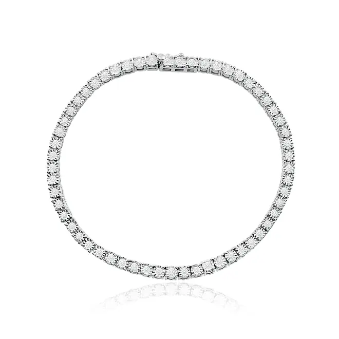 Pulseira de Ouro Branco com Diamantes totalizando 1,0 Ct.