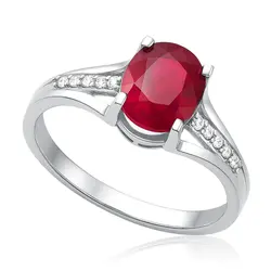 Anel de Ouro Branco com Diamantes e Rubi de 2,36 Cts.