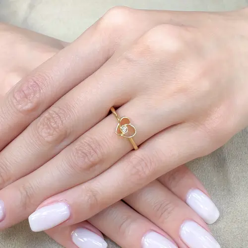Anel Coração de Ouro Amarelo com Diamante