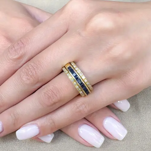 Anel de Ouro Amarelo com Diamantes e Safiras - Aro 20 - (NÃO ALTERA ARO)