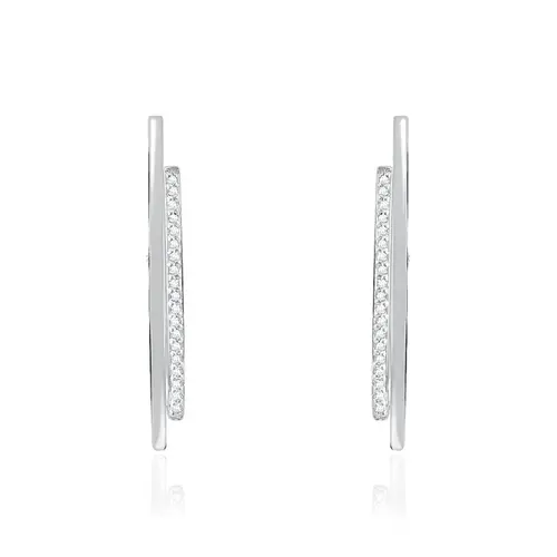 Par de Brincos de Ouro Branco com Diamantes totalizando 46 pts.
