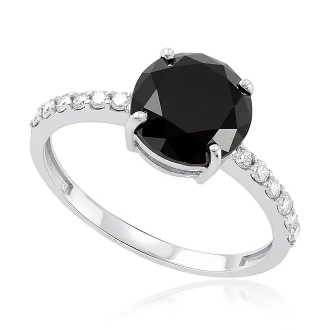 Anel de Ouro Branco com 36 pts em Diamantes e Diamante Negro de 3,10  Cts.
