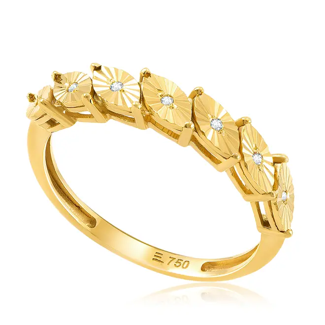 Meia Aliança Navete de Ouro Amarelo com 7 Diamantes