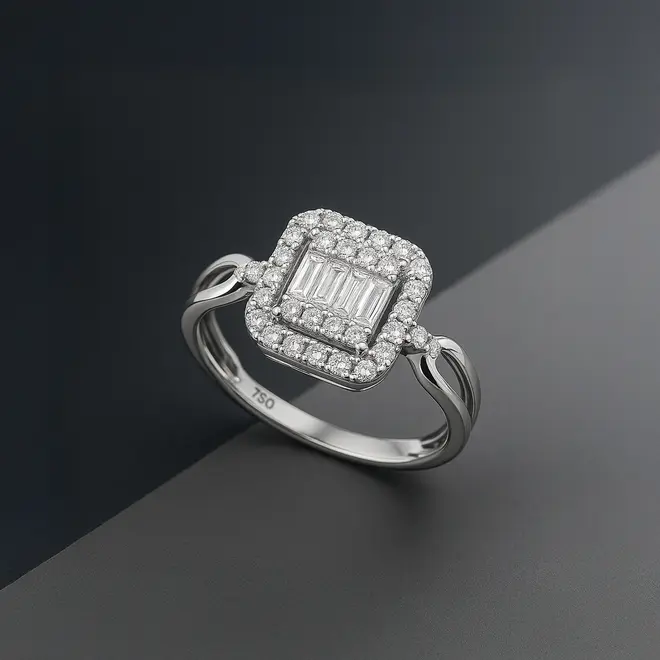 Anel Quadrado de Ouro Branco com Diamantes totalizando 33 pts.