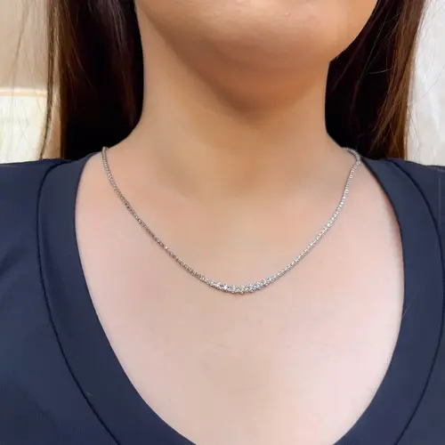 Gargantilha Riviera de Platina com Diamantes totalizando 3,0 Cts.