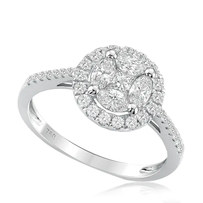 Anel Trabalhado de Ouro Branco com Diamantes totalizando 68 pts.