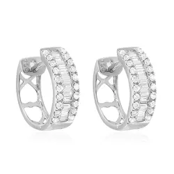 Par de Brincos Argola de Ouro Branco com Diamantes totalizando 45 pts.
