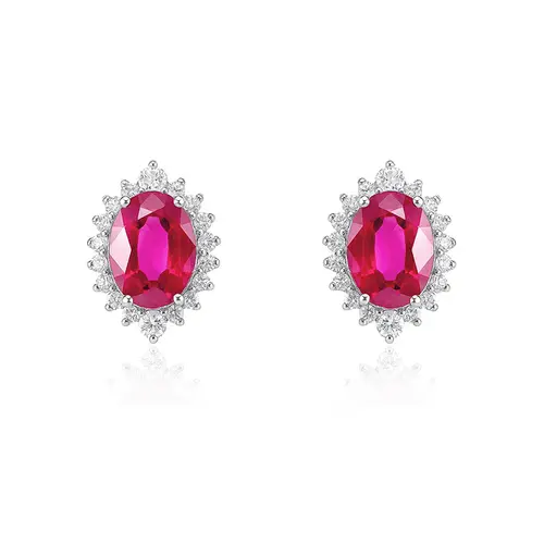 Par de Brincos de Prata com Diamantes de Laboratório e Rubis totalizando 3,4 Cts.