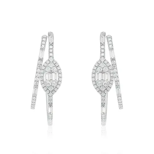 Par de Brincos de Ouro Branco com Diamantes totalizando 1,51 Cts.