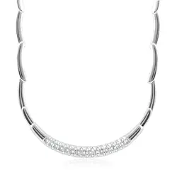 Gargantilha de Ouro Branco com Diamantes totalizando 40 pts.