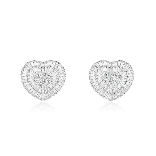 Par de Brincos Coração de Ouro Branco com Diamantes totalizando 87 pts.