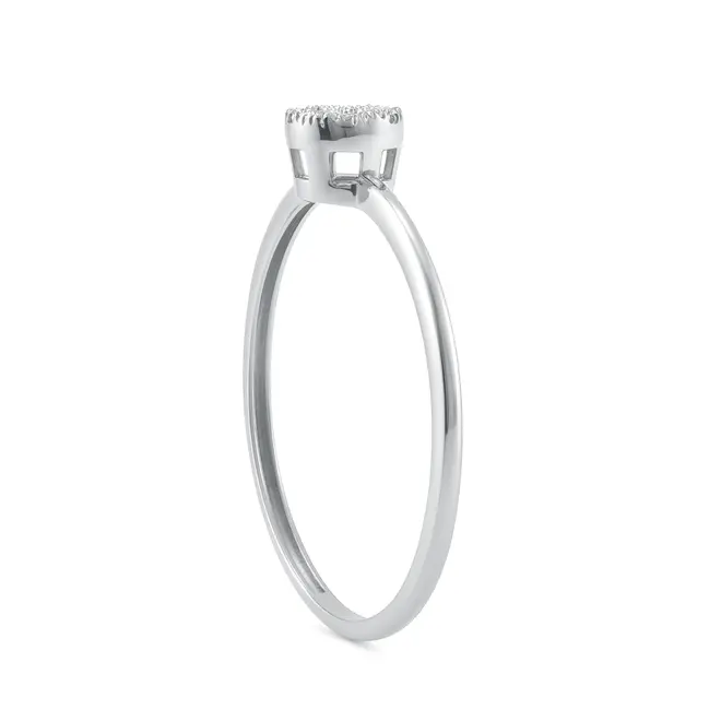 Anel Chuveiro de Ouro Branco com e Diamantes totalizando 7 pts.