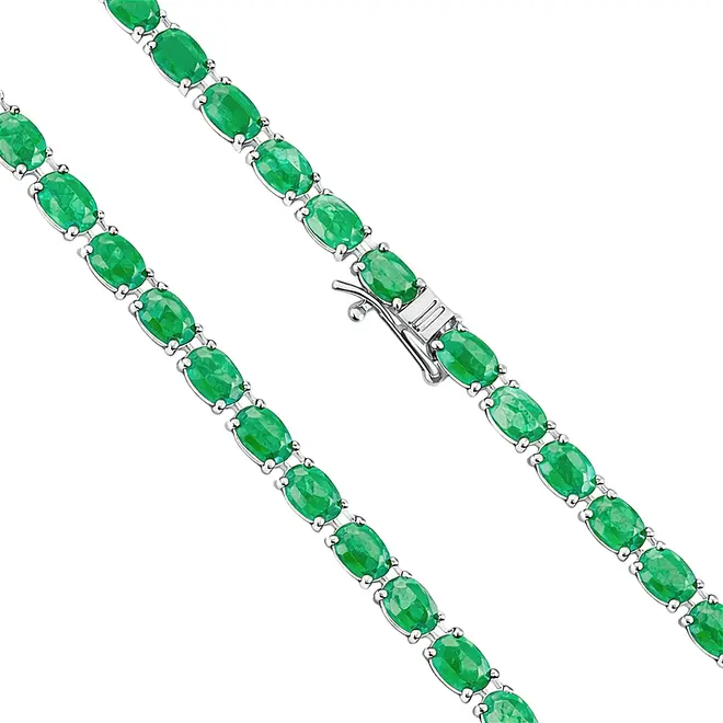 Gargantilha de Prata com 70 Esmeraldas Totalizando 57 cts