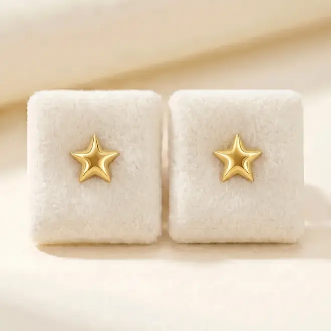Par de Brincos Estrela em Ouro Amarelo