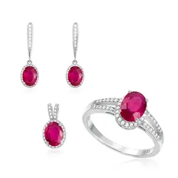 Conjunto Par de Brincos, Pingente e Anel de Prata com Cristais e Rubis