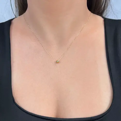 Colar de Ouro Amarelo com Esfera