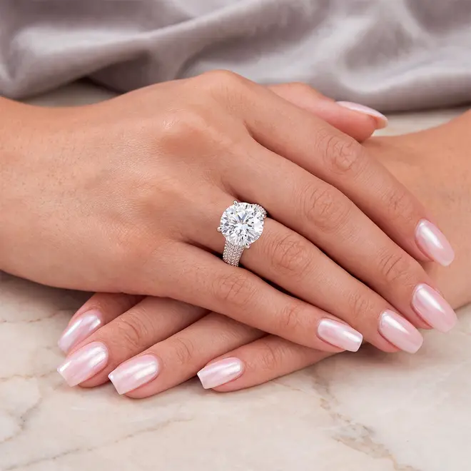 Anel de Prata com Moissanite de 8,0 Cts.