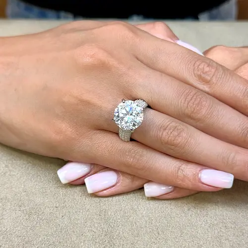 Anel de Prata com Moissanite de 8,0 Cts.
