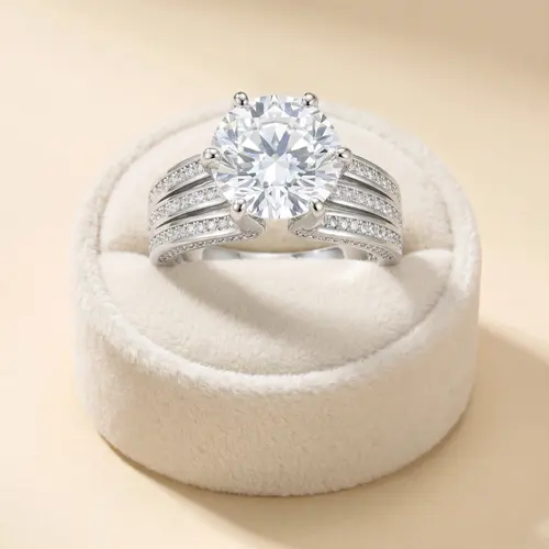 Anel de Prata com  Moissanite de 8,0 Cts.