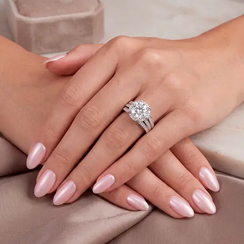 Anel de Prata com  Moissanite de 8,0 Cts.