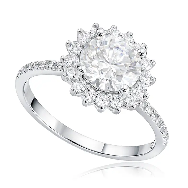 Conjunto Anel e Par de Brincos de Diamantes de Laboratório totalizando ? Cts
