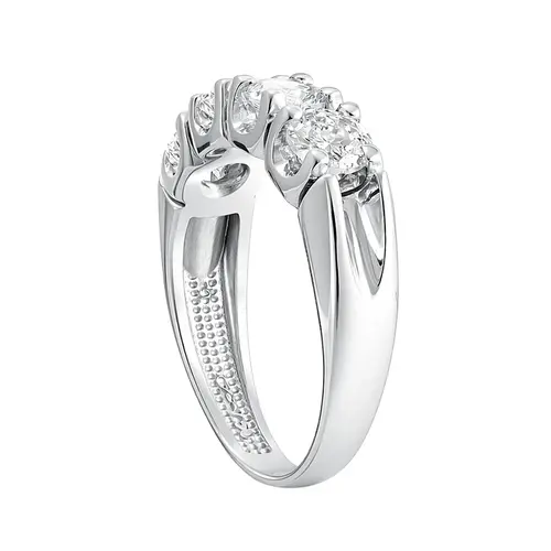Meia Aliança de Ouro Branco com 2,0 Cts em Diamantes.