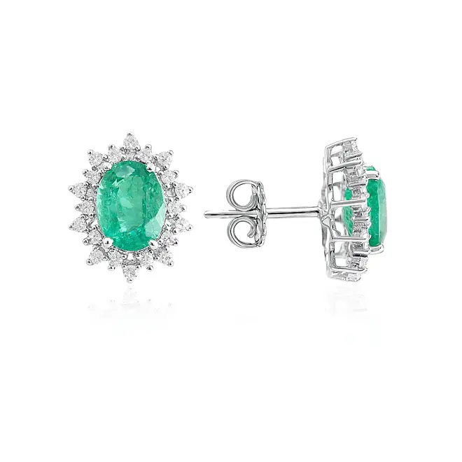 Par de Brincos de Ouro Branco com Diamantes e Esmeraldas totalizando 2,4 Cts.