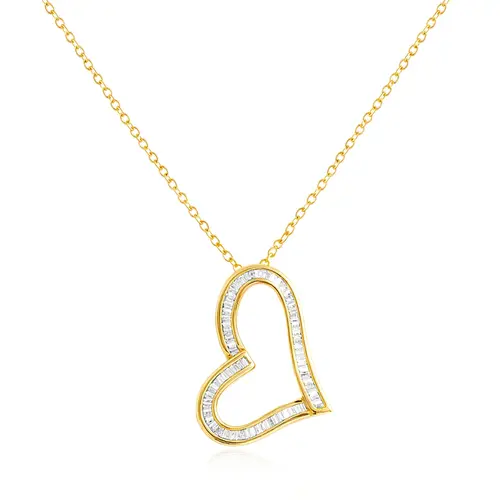 Pingente Coração de Ouro Amarelo com Corrente e Diamantes totalizando 42 pts.