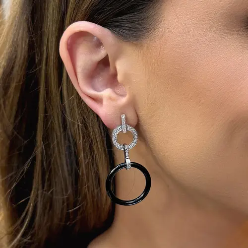 Par de Brinco de Ouro Branco com Diamantes.