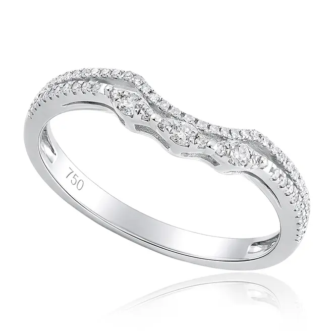 Conjunto Anel e Aparador de Ouro Branco com Diamantes totalizando 65 pts.