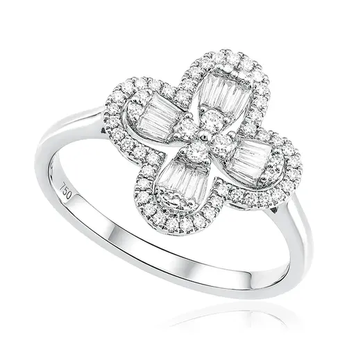 Anel Trevo de Ouro Branco com Diamantes totalizando 25 pts.