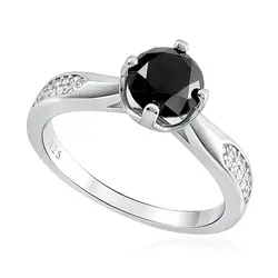 Anel de Prata com Diamante Negro de 1,5 Cts..