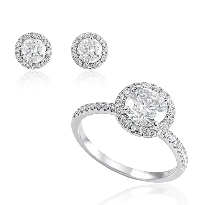Conjunto Solitário de Anel e Brincos em Prata com Moissanites e Cristais