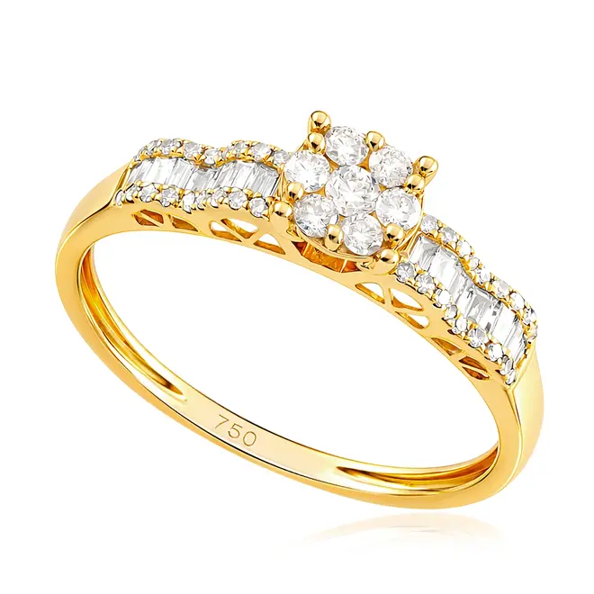 Anel Trabalhado de Ouro Amarelo com Diamantes Totalizando 80 Pts.