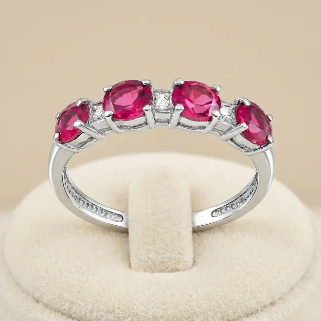 Meia Aliança em Ouro Branco 18K com Diamantes e Turmalinas Rosas