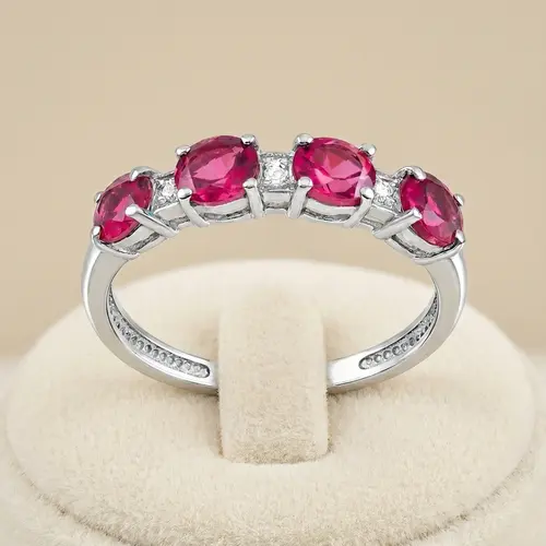 Meia Aliança em Ouro Branco 18K com Diamantes e Turmalinas Rosas