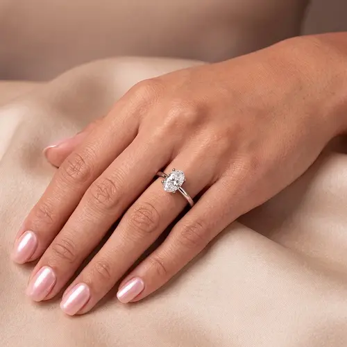 Anel Solitário Ouro Branco 18K com Diamante