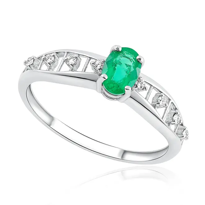 Anel de Prata com Diamantes e Esmeralda