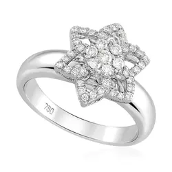Anel Trabalhado de Ouro Branco com Diamantes Totalizando 1,10 Cts.