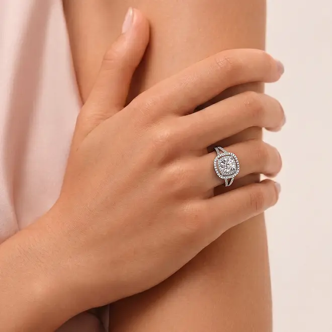 Anel de Prata com Cristais e Moissanite . 124265