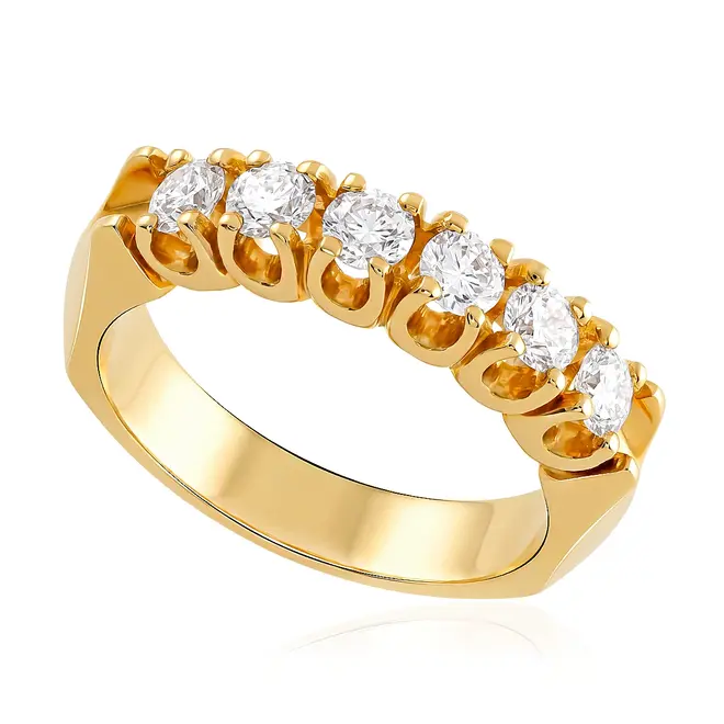 Meia Aliança de Ouro Amarelo 18K com Diamantes totalizando 1,5 Cts