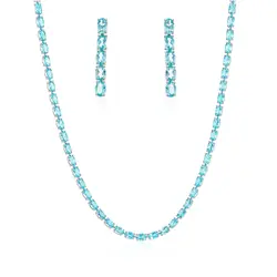 Conjunto Gargantilha e Par de Brincos de Prata com 80 Águas Marinhas Totalizando 70 Cts.
