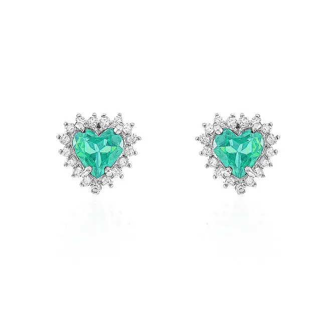 Par de Brincos Coração de Ouro Branco com Diamantes e Esmeraldas totalizando 1,0 Cts.