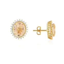 Par de Brincos em Ouro Amarelo com Diamantes e Morganitas totalizando 4,06 Cts.