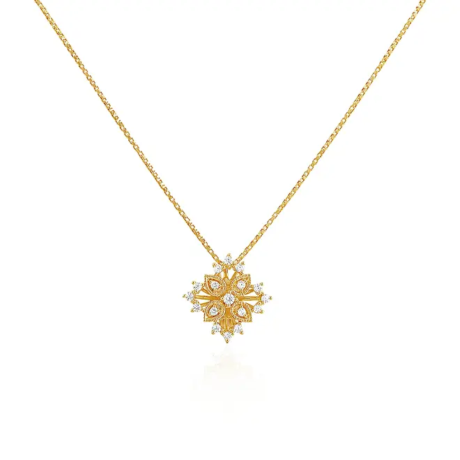 Pingente Flor de Ouro Amarelo com 17 Diamantes e Corrente