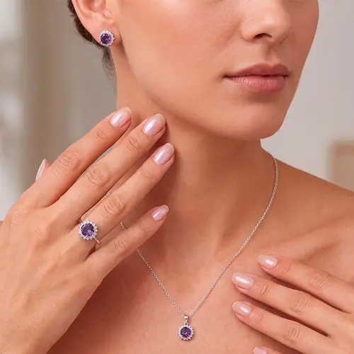 Conjunto Par de Brincos, Pingente e Anel de Prata com Ametista. 124811